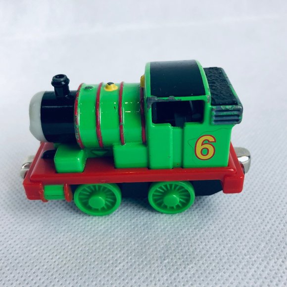 Thomas and Friends Percy Take Along - Die-Cast - Thomas and Friends Gullane 2002 - Picture 4 of 7